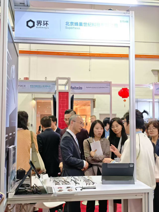 从中国到新加坡，AI眼镜如何破圈？