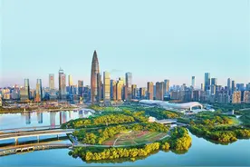 深圳高质量发展十大经济图片