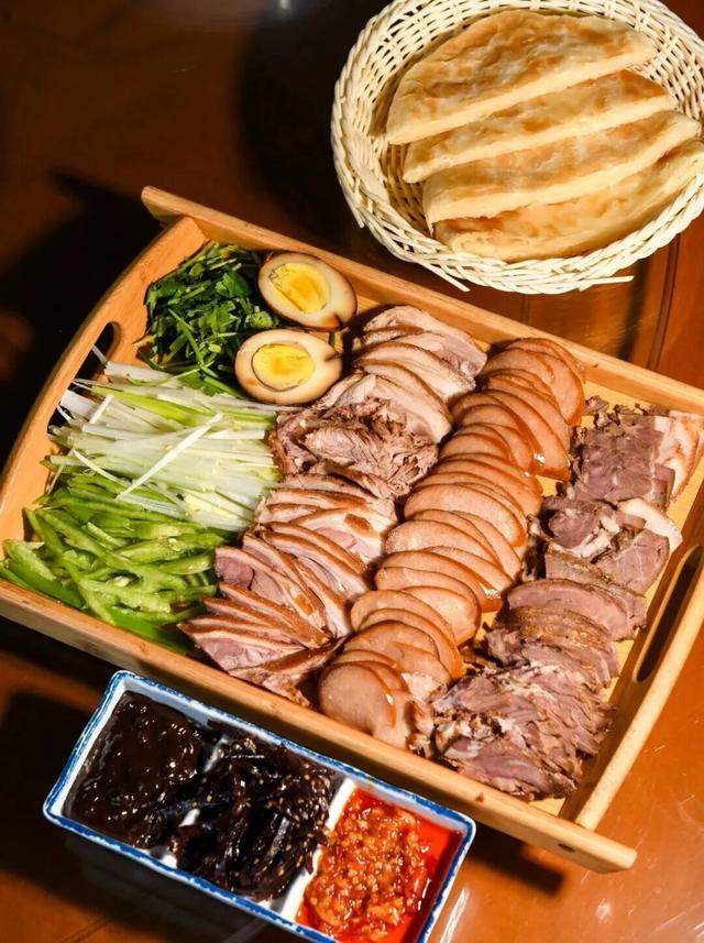 绝美！北京“蓝调”冰瀑奇观，惊艳亮相 | 周末京郊微度假