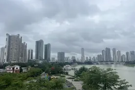 今天傍晚至28日，南宁市将有强降雨天气，需加强防范图片
