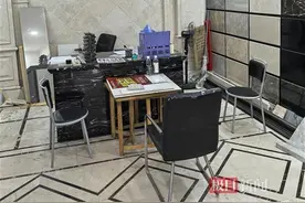 开门做生意却往外赶客，神秘石材店暗藏电诈玄机，两人被武汉洪山警方刑拘！图片