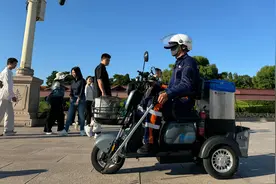 喜迎国庆，北京全市环境卫生“深度保洁”图片