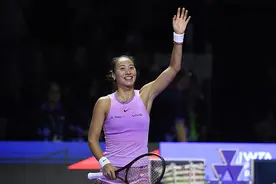 媛点丨 稳定+专注！郑钦文迎战高芙争总决赛冠军！图片