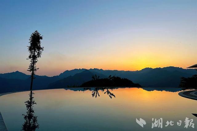 夷陵：三峡茶旅小镇开启“盖碗功夫茶”体验之旅