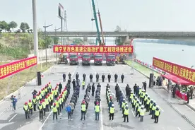 G80广昆高速公路南宁至百色段改扩建工程全面开工建设图片