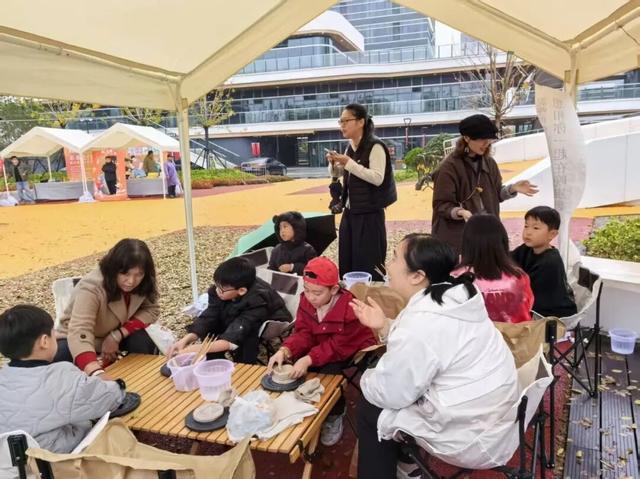 连云港“未来之门”火起来！