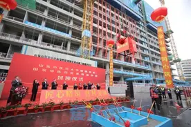 承载重大使命！山东中医药大学附属医院西院区这个项目封顶了图片