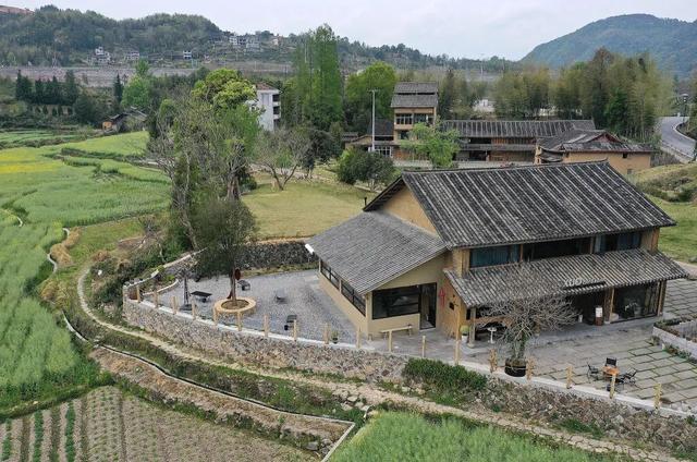 何以为家：青年返乡与家的重构