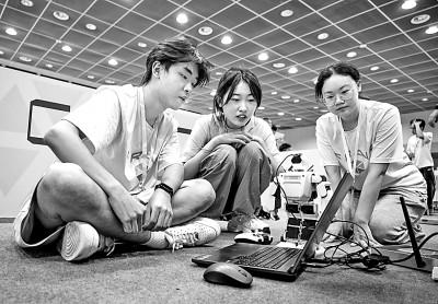 学科专业优化组合，“育人套餐”再升级 复合型人才培养，1+1如何大于2