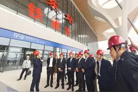 马来西亚吉隆坡暨雪兰莪中华总商会考察团访渝图片
