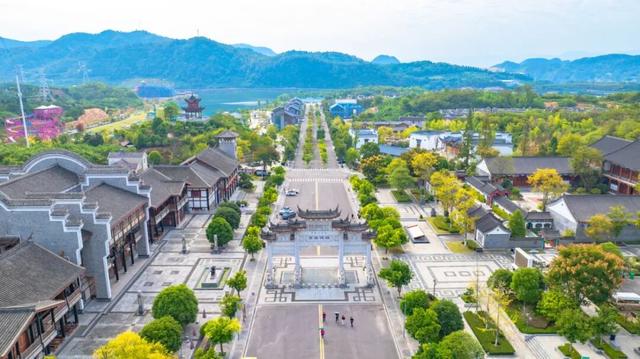 组个“橘” “宜”起“都”来解锁新乐趣→