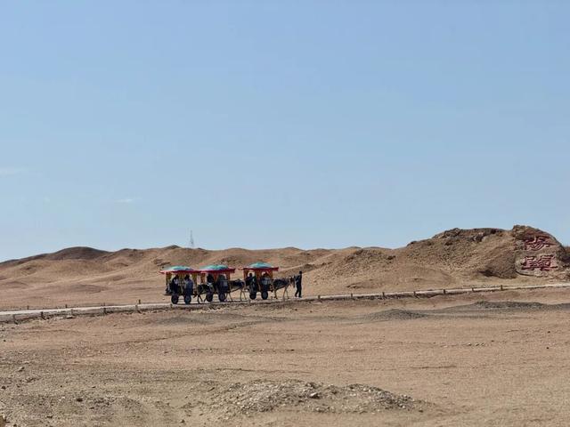 西出阳关：与十三个罕见病家庭同游 | 吴越