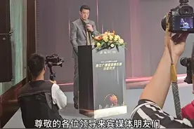 广厦主帅王博：教练组会和球队同进退 向着总冠军 一步一个脚印图片