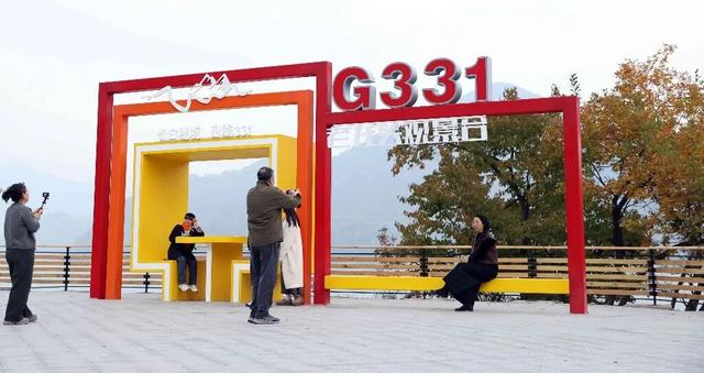 省媒看白山 | 吉林日报：走走停停，G331一路美景一路歌