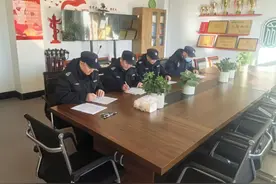 开发区一中举行安保人员技能测试，织密校园安全网图片