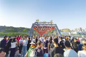 黄河之滨美如画 魅力兰州引客来  “五一”假期兰州市接待游客669.54万人次 同比增长12.52%图片