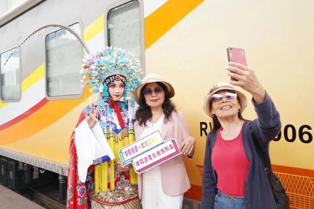 喜报！这趟中原旅游列车入选2025年“铁道旅行精品案例”