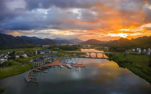 董宇辉即将闪现休宁！在皖美山水间不期而遇