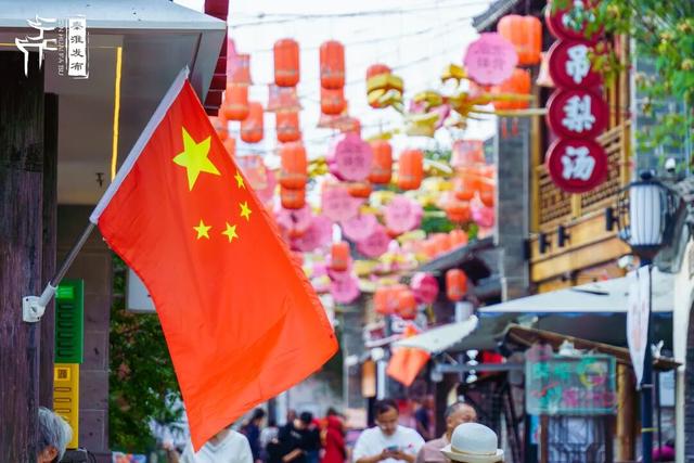秦淮满眼“中国红”！