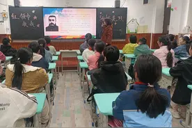 管城区南学街小学开展“红领巾教我缅怀先烈”主题教育活动图片