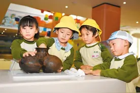 拉萨市城关区：小小萌童 趣探博物馆图片