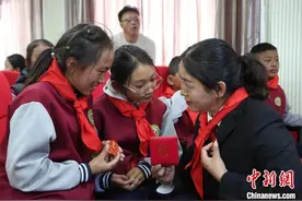 西藏琼结法院“六一”开放日：“典”亮童心 与法“童”行图片