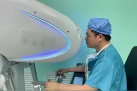 “阑尾炎”反复发作？竟是伪装的结肠癌！图片