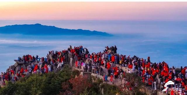 组图丨泰山之巅 与太阳庄严赴约
