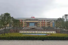 来镇雄参加事业单位招考的考生，这份温馨提示请一定要看图片
