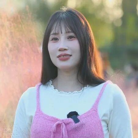 喜看“粉黛”妆青山 打卡冬日浪漫景