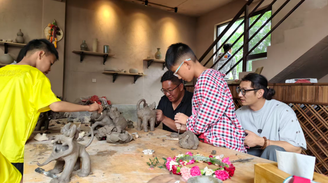 日子在这慢得刚好——有一种叫云南的生活之365天