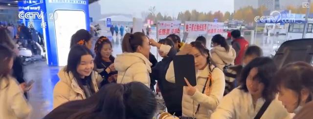 周周有演出、月月有大戏！“真金白银”优惠带旺人气 文化消费增长势头强劲