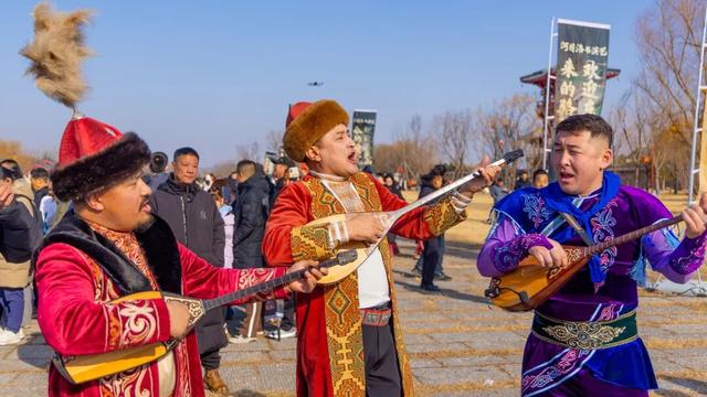 踏破风沙赴神都，白云山赠“终身旅游卡”！让天山来客常回“家”看看
