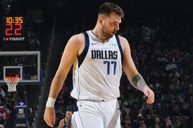 历史第四人！东契奇爆砍45+13+11生涯第9次40+三双图片