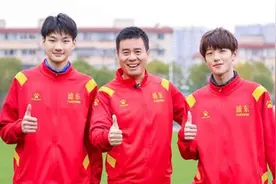 观察：西甲俱乐部签约上海年轻门将周世杰，孙吉正用自己的方式探索青训新路图片