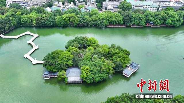 东西问丨黄振南：国新社如何架桥传递中国抗战声音？