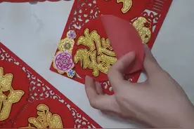 卧虎藏龙！女子哭笑不得吐槽“春节必备”，网友笑翻了图片