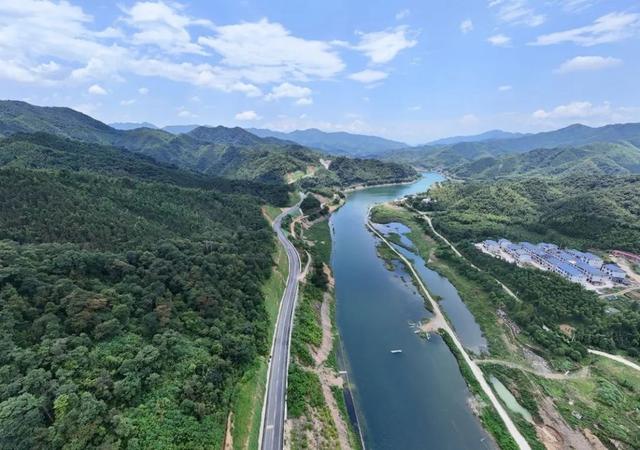 桂在交旅｜广西这条“最美旅游公路”串起避暑好风光