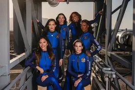 蓝色起源计划今日发送“全女性”航班上太空：包括贝佐斯未婚妻和“水果姐”图片