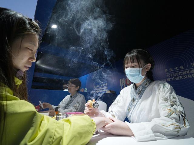 潮声丨诗和远方遇上黄芪乌鸡汤，一场说走就走的“新中式旅程”