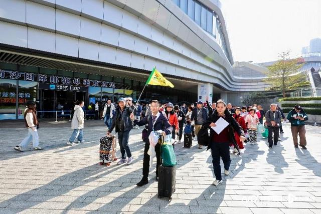 “家门口”登船十周年！广州南沙迎来新一波国际邮轮出游热