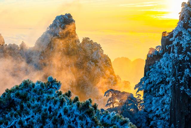 第1现场｜黄山入冬：雾凇云海日出 “三景同框”