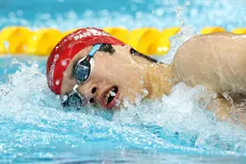 潘展乐获得游泳世界杯新加坡站男子400米自由泳铜牌图片