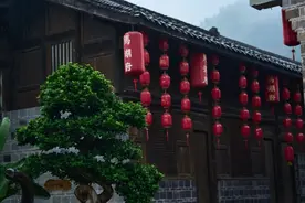 雨天游玩体验｜一定要来一趟烟雨朦胧的马湖府古城！太美啦！图片