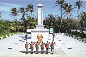 海军某部举行士兵退役仪式图片