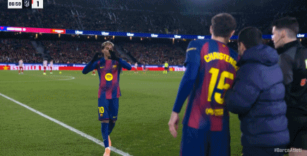 西甲：巴萨3-1逆转马竞