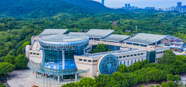 上榜全国暖冬城市TOP3！南宁，被低估的过冬宝藏地！不止温暖，更有看不完的风景和吃不完的美食