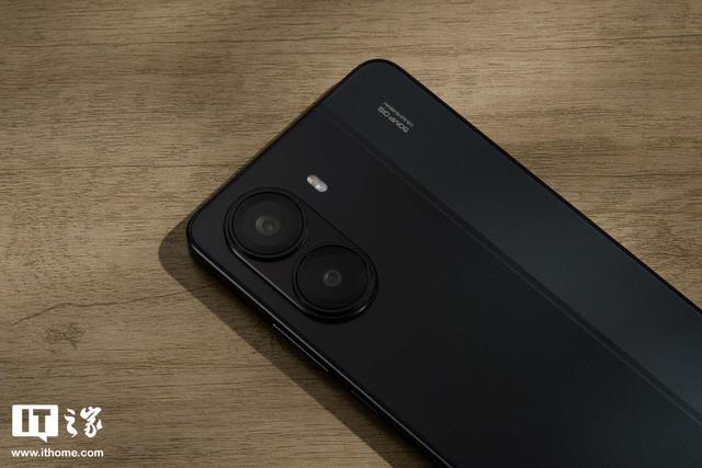 小米员工：REDMI Turbo 4手机相机体验问题修复