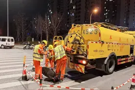 “微创手术”让城市“静脉”更健康 绵阳高新区（科技城直管区）开展雨污水管网病害修复图片
