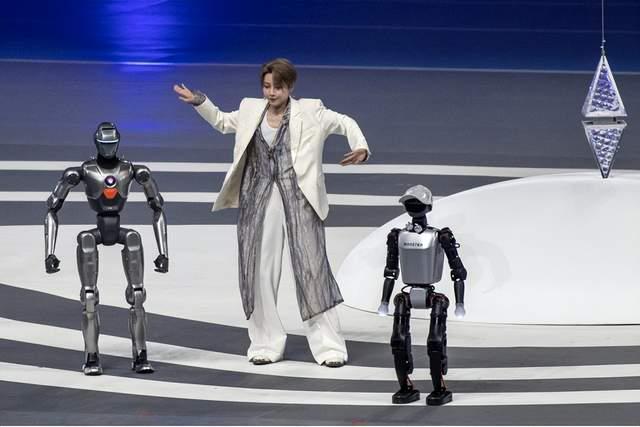 智竞向未来 2025世界人形机器人运动会启幕